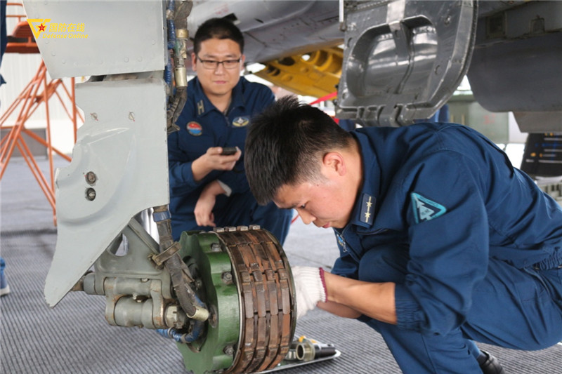 从A到Z！26个字母带你认识航空机务兵