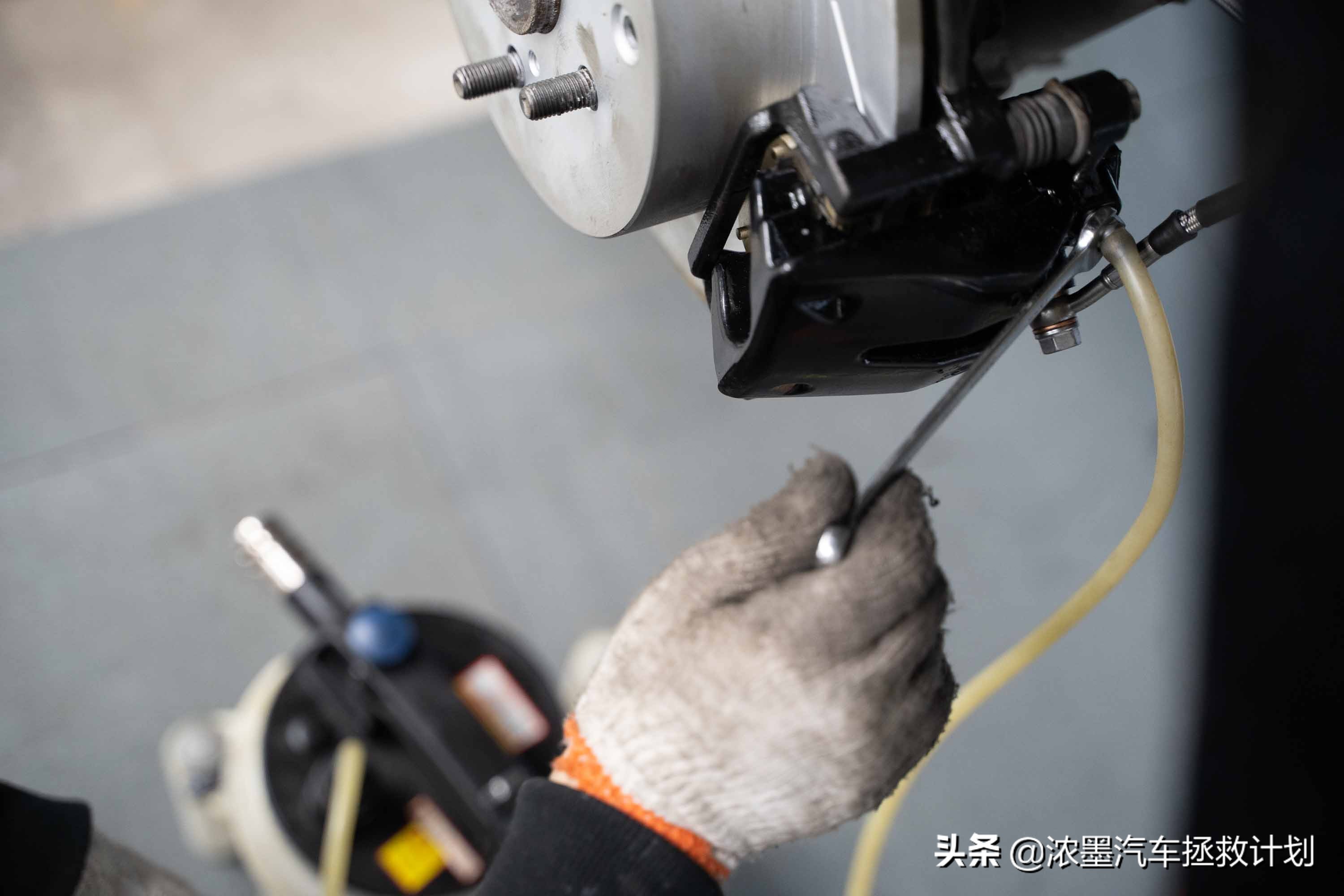 翻新一台老款丰田普瑞维亚,丰田普瑞维亚大翻新