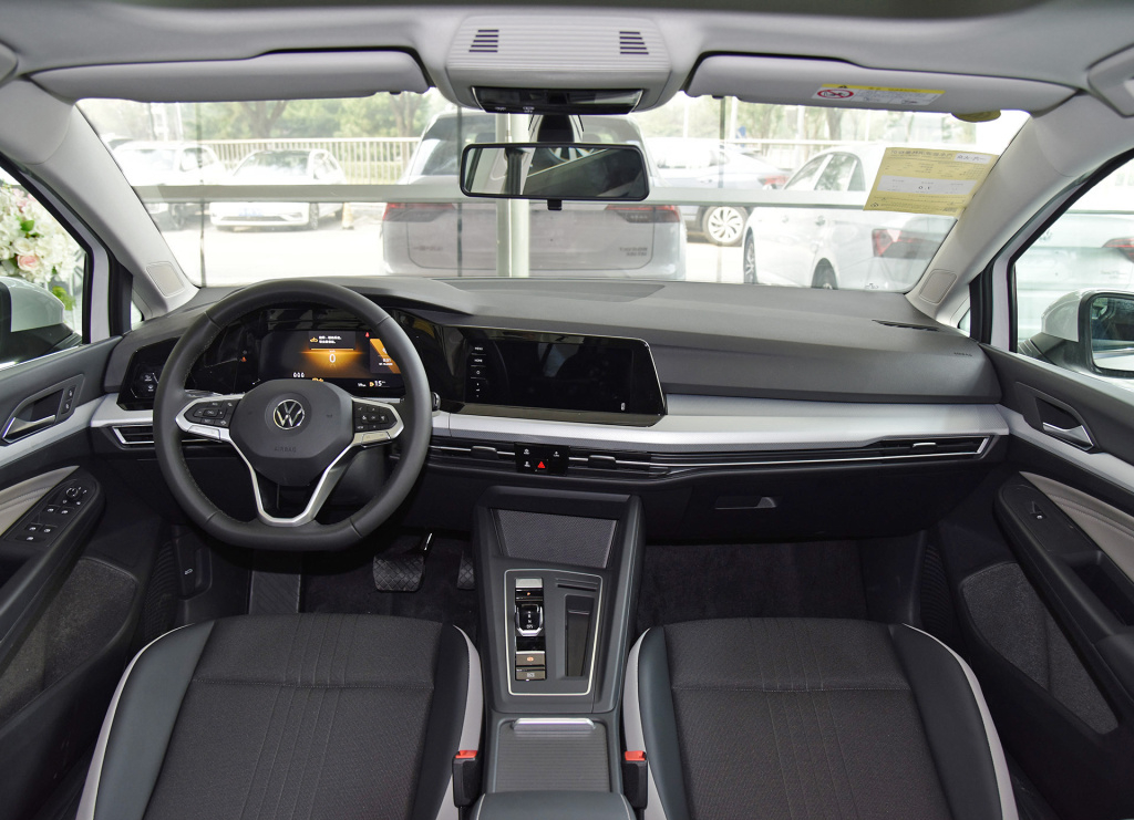 家用高尔夫值得买吗,高尔夫8家用推荐吗