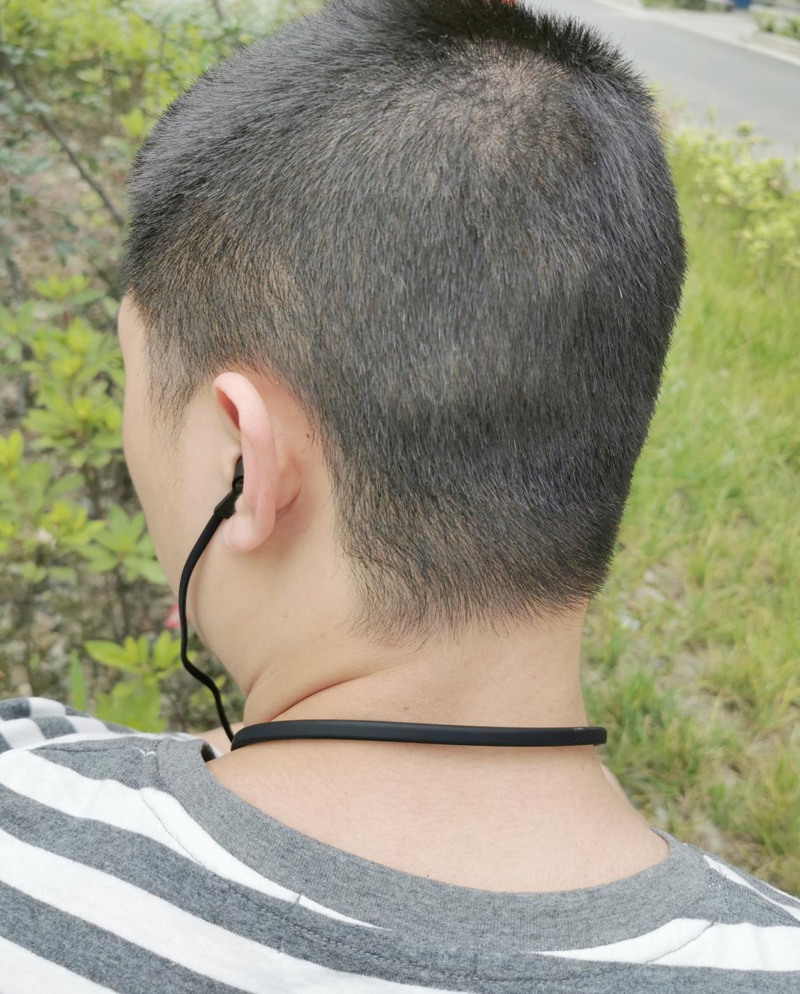 一款适合毕业旅行的耳机上手评测，快充这个功能我很喜欢