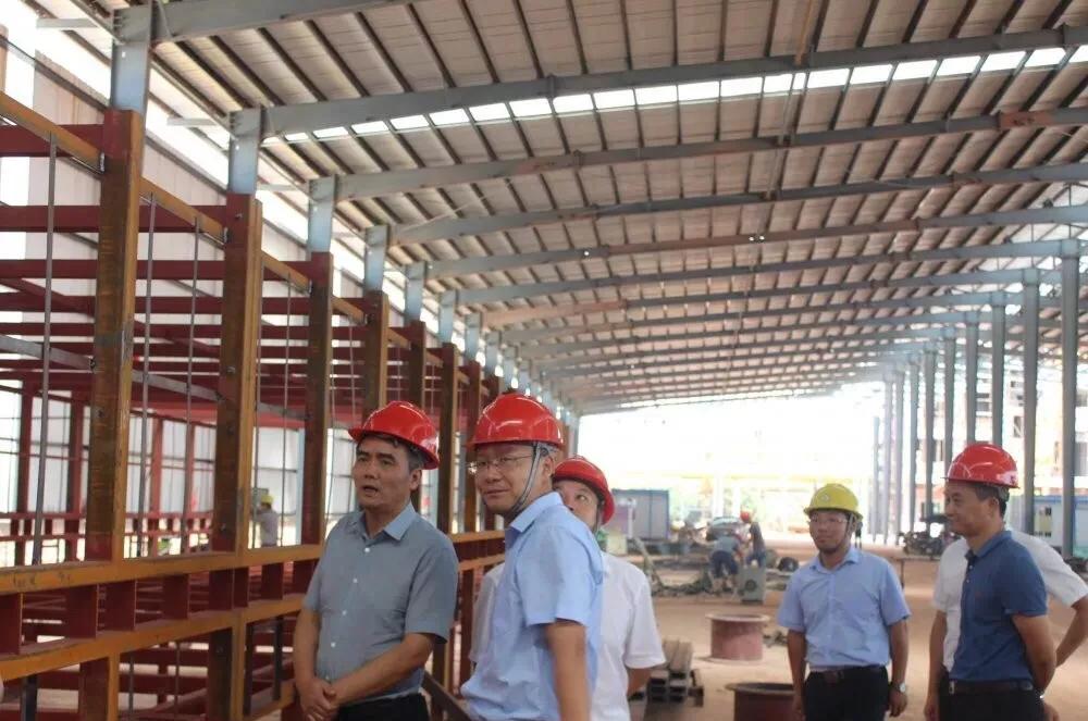 閲嶅績杞Щ,涓績鎼縼