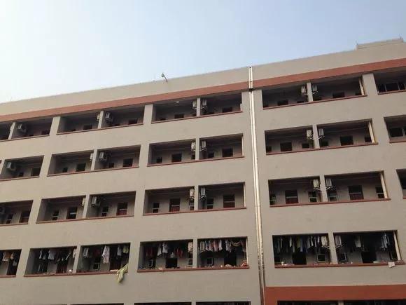 学考热门学校,学考热门专业院校