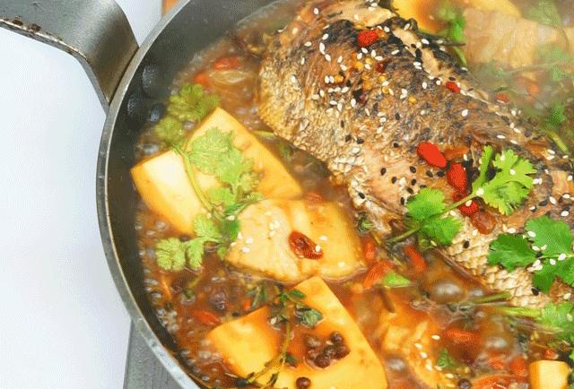 黑龙江的自然地理之最,黑龙江的地理特征是什么