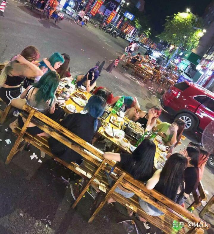 厂妹长得好看和不好看区别,长得好看的厂妹最后都怎么样了