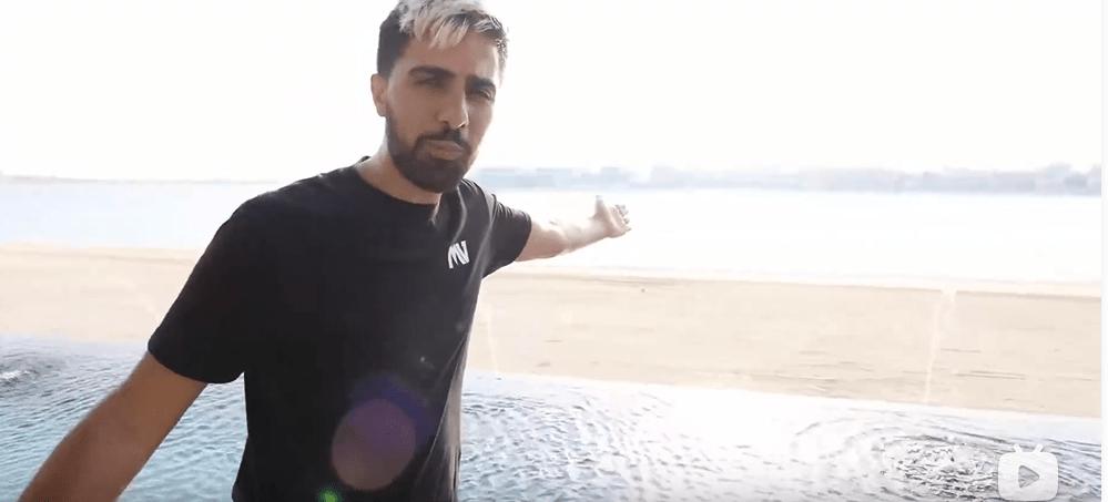 迪拜小哥豪宅,迪拜土豪哥卖劳斯莱斯