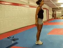 如何有效减脂降低体脂率,减体脂的高燃动作