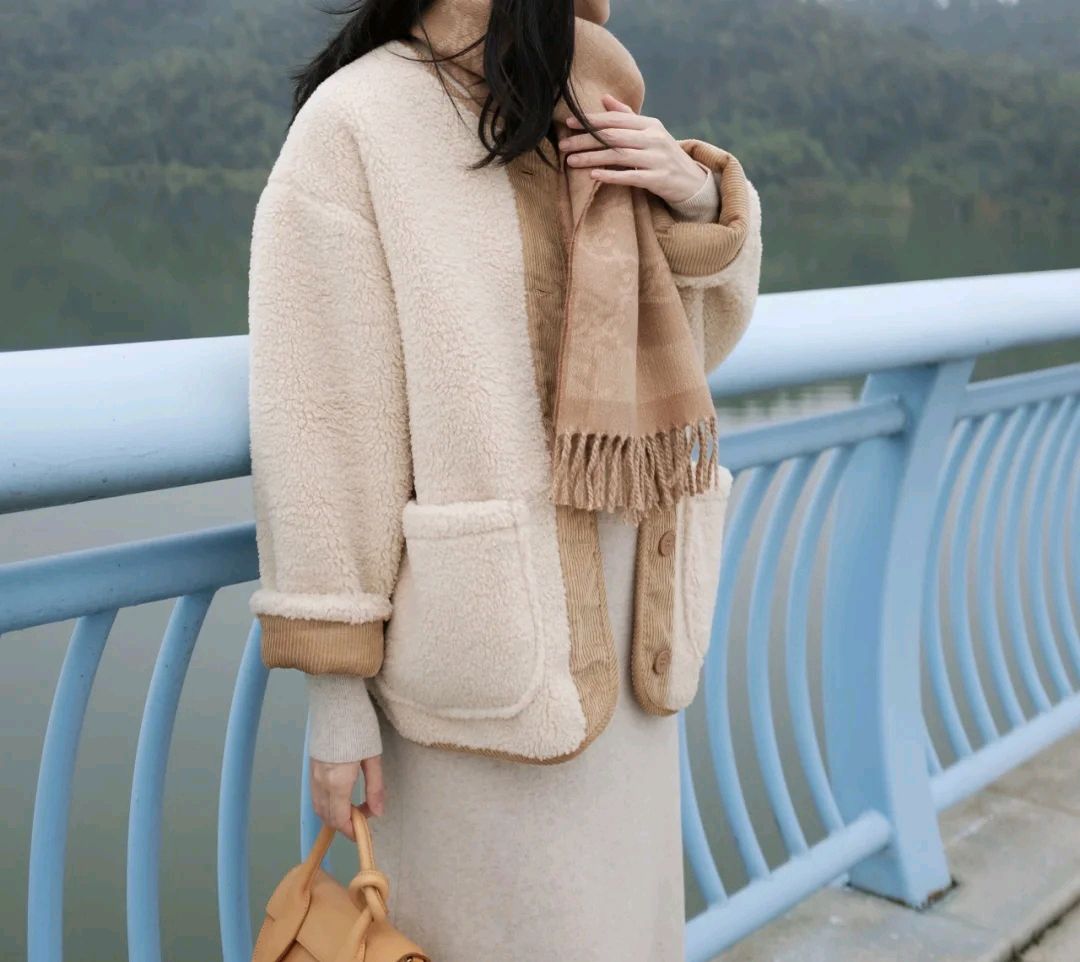 高级感穿搭超爱这个复古风穿搭,高级松弛感复古文艺穿搭