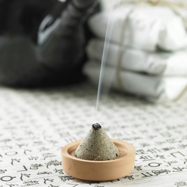 女人针灸治疗臀部疾病,针灸治疗免疫系统疾病