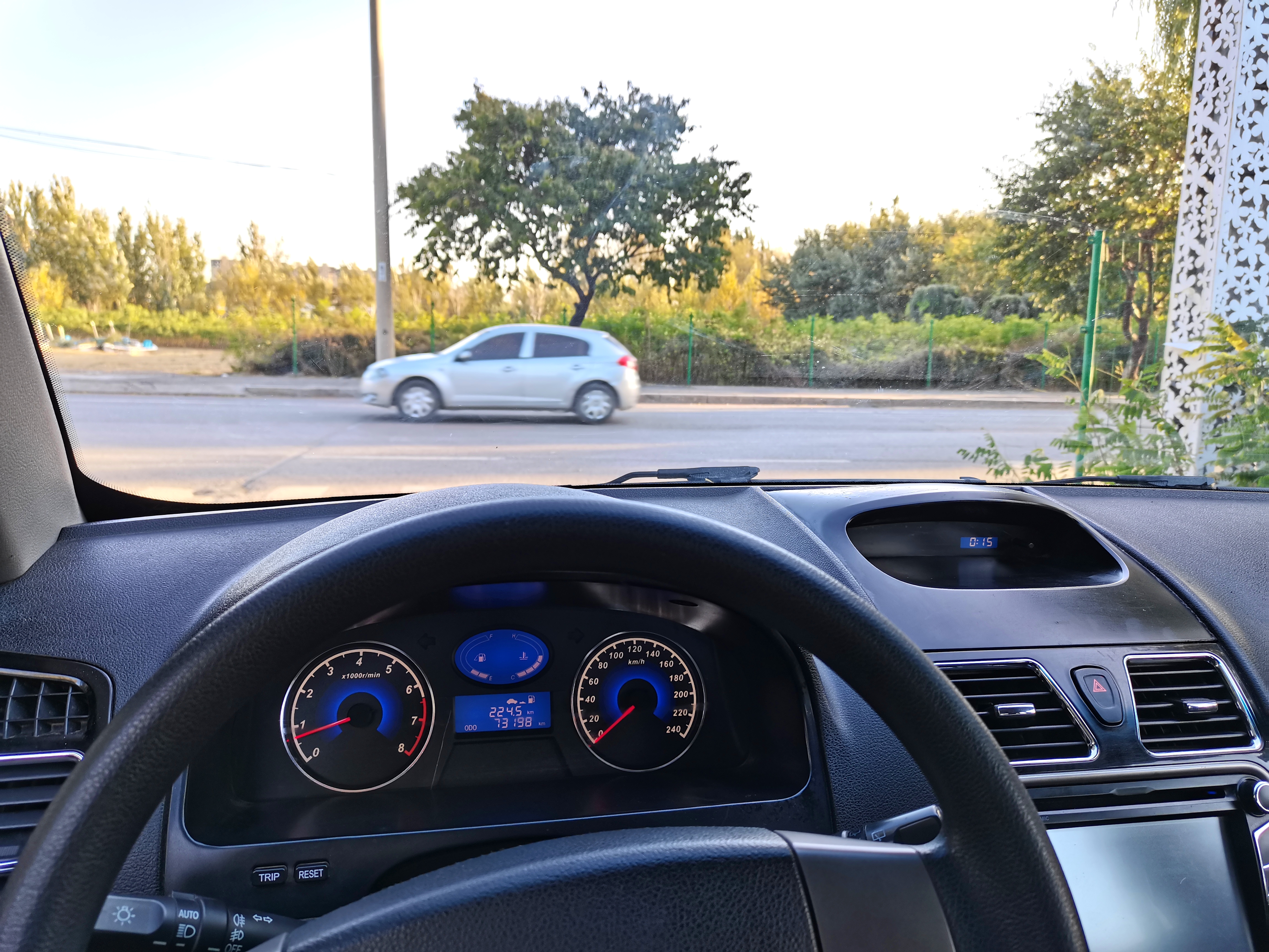 吉利帝豪ec7发动机舱图解,吉利帝豪ec7是正时皮带吗