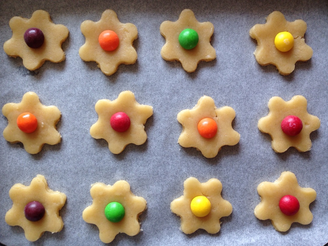 彩虹糖饼干简单做法,好看又好吃的粉红酥皮饼干