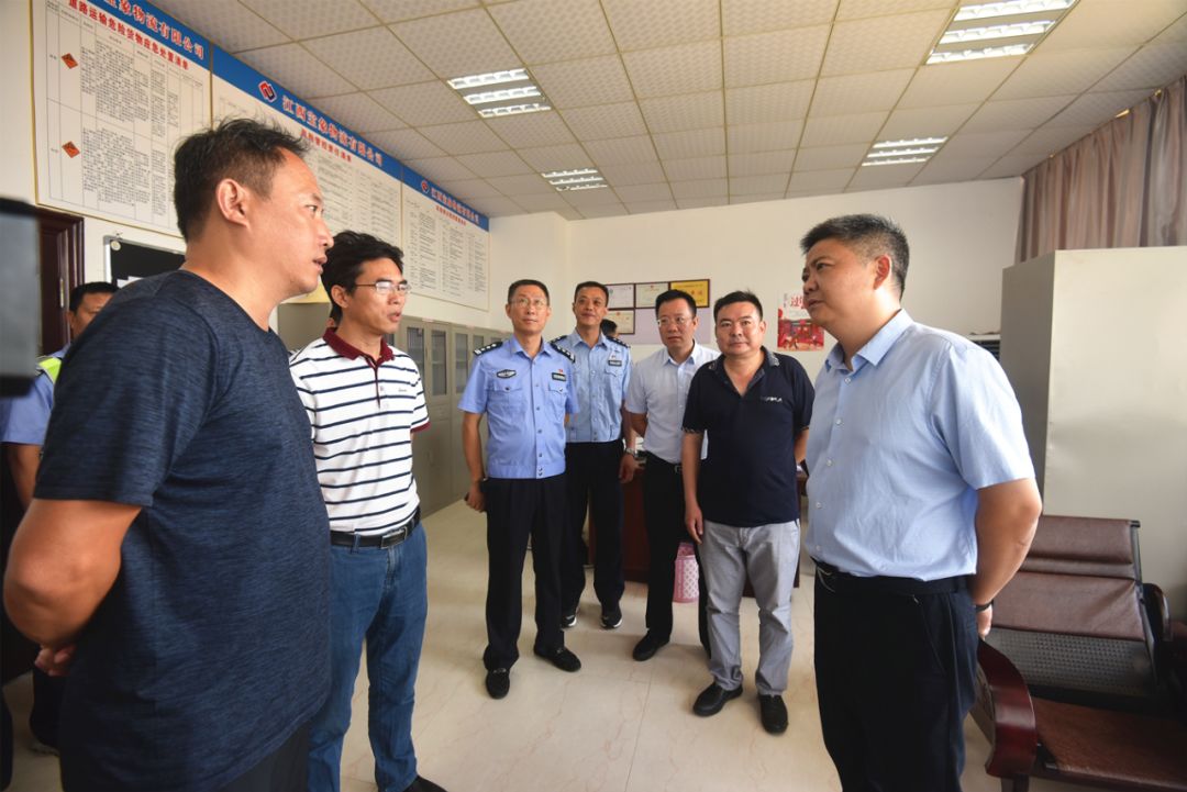 公安局主要领导督导检查交通,副区长调研督导道路交通安全工作