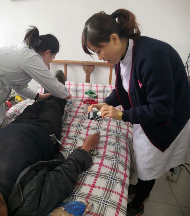 山村里的白大褂,潍坊市中医院白大褂