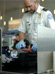 10只唇膏就罚税1800元?不知道海关规定,小心被罚得血本无归