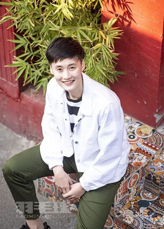 打羽毛球的陈雨菲,羽毛球陈雨菲图片