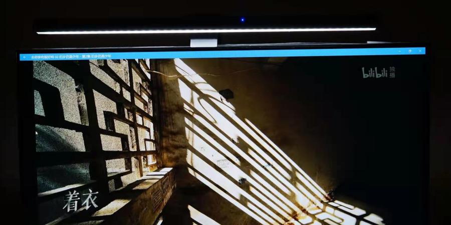 联想拯救者后置led灯,联想拯救者背板灯光