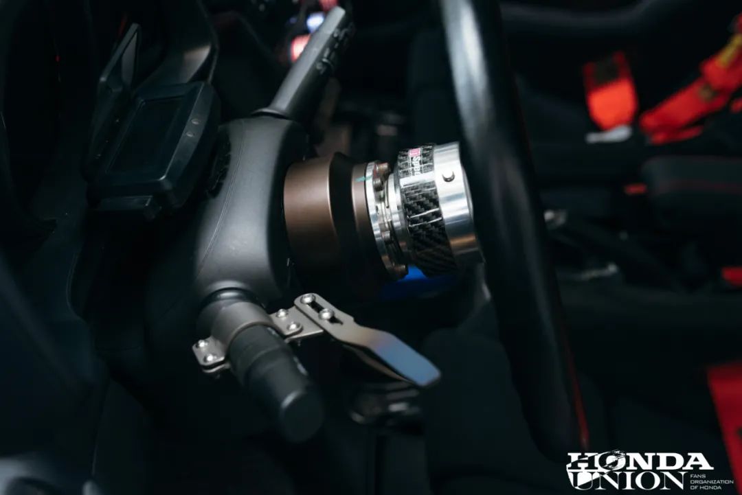 本田飞度适合男孩子开吗,本田飞度适合家庭用车吗