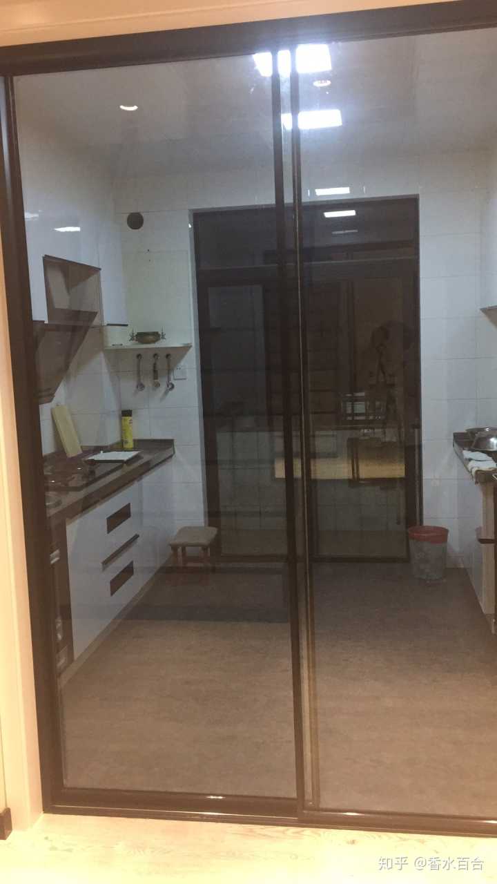 买了高层的人怎么样了,买了顶楼的房子后悔了吗