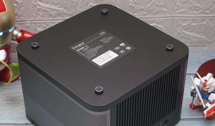 当贝投影f3对比灯泡机,当贝f3投影灯泡