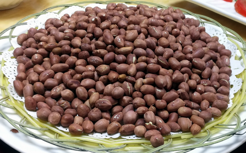 喝狗肉汤吃什么菜,喝狗肉汤配什么吃