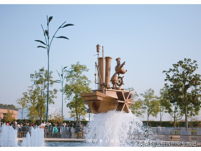 上海迪士尼超详细吃住行玩攻略,上海迪士尼私家车停车攻略