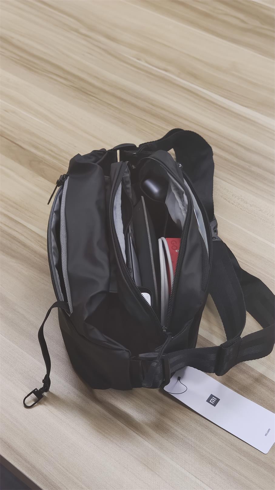 小米推出多功能运动休闲胸包69元,小米多功能都市胸包老款