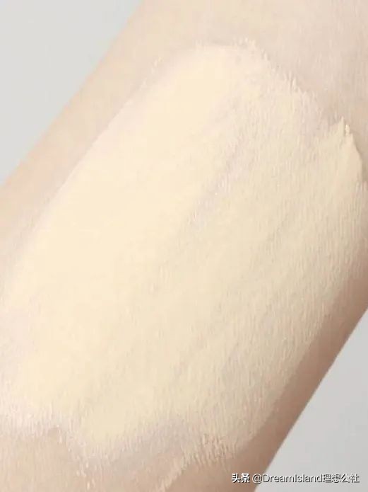 秋冬水润的粉底液,秋冬水润持妆粉底液