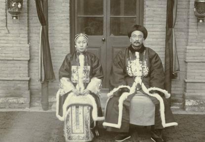 民国首任总理唐绍仪76岁遭*杀暗**，死后留下19个子女，如今境况如何