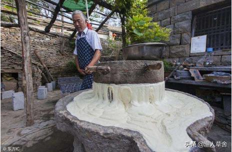 在小县城开一家豆腐店能挣钱吗,开豆腐作坊的生意能做吗