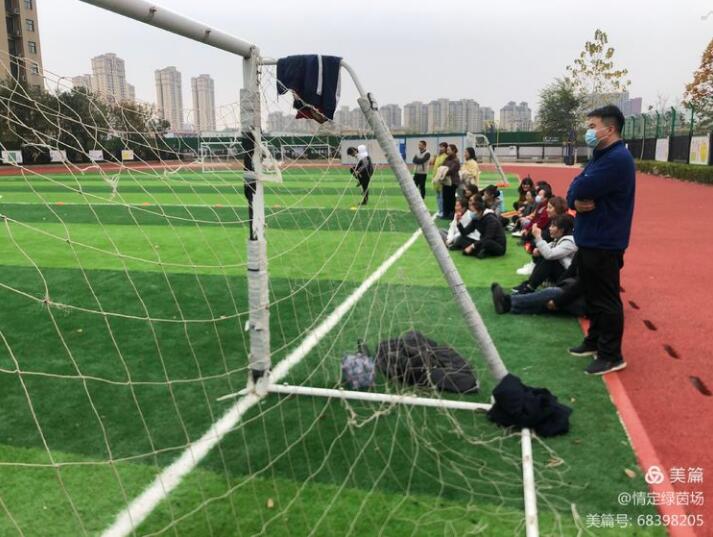 龙湖实验小学足球队,新郑市龙湖外国语小学足球