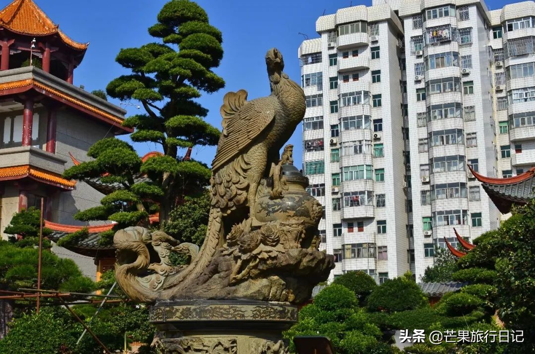 广西“布达拉宫”,据说台湾富商花30亿,用8000工人才建成