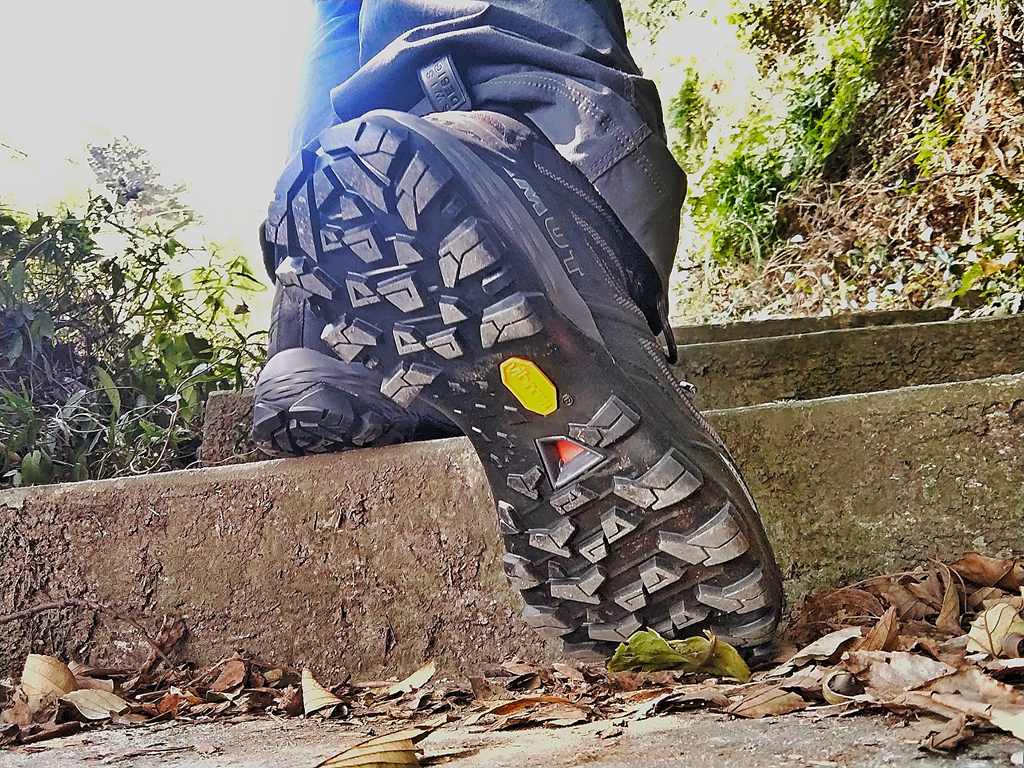 mammut猛犸象徒步鞋,mammut猛犸象登山靴