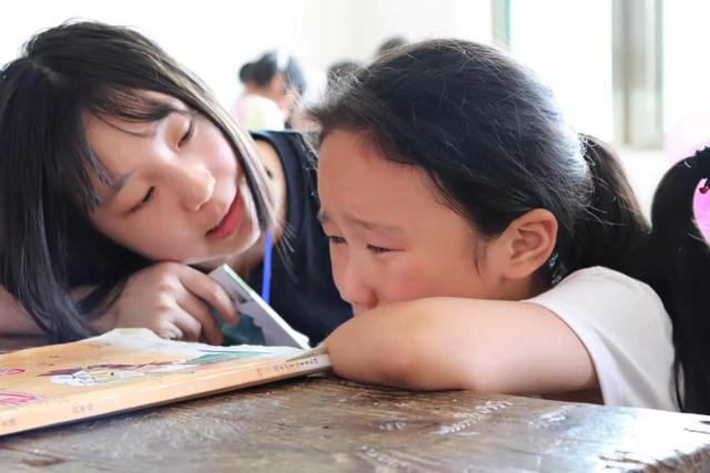 描写犹豫不决时的心理活动五年级,描写期待落空的片段五年级100字