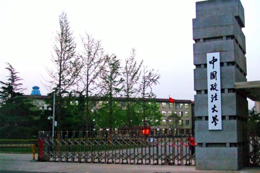 大专非法学专业可以考律师吗,非法学专业当律师怎么样
