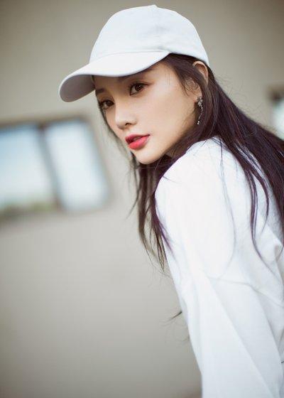 李小璐出生于安徽安庆,李小璐籍贯