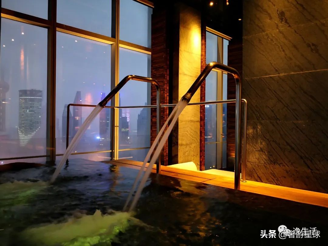 神の战|丽思、柏悦、MO、四季,陆家嘴7大奢华酒店谁是你的最爱?