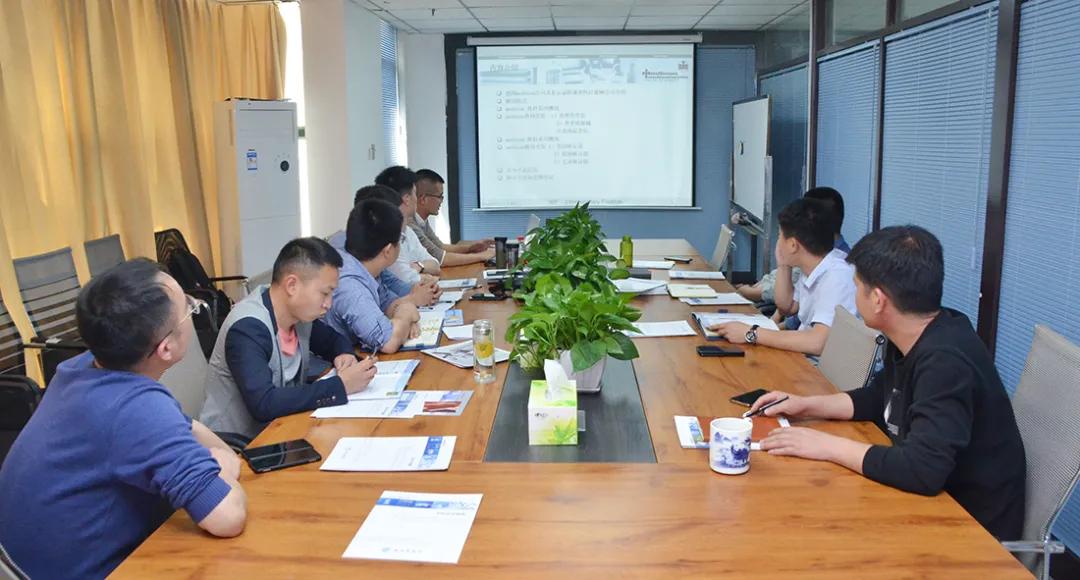 「勇攀高峰，志存高远」优沃集团优秀团队——营销一中心