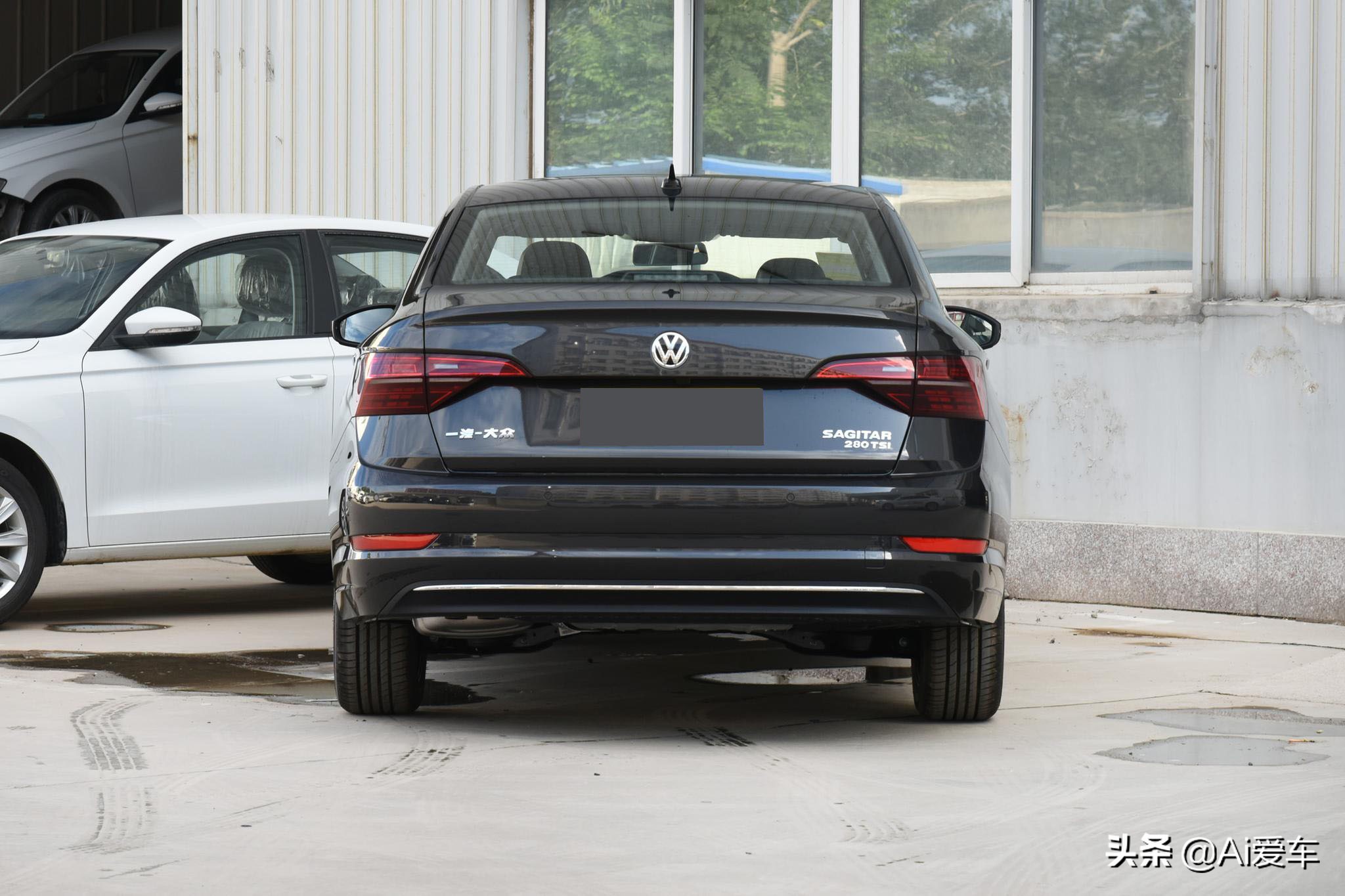 空间大省油配置高价格亲民的轿车,空间高省油家用轿车推荐