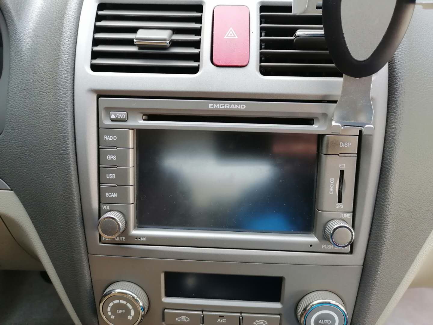 如此高配置的精品二手自动挡，累计三百万销量，人体工程学太奇葩