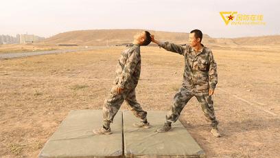 琚姄鍖呮悶绗慻if,琚搾鎷夸綇濡備綍鍙嶅嚮鎼炵瑧