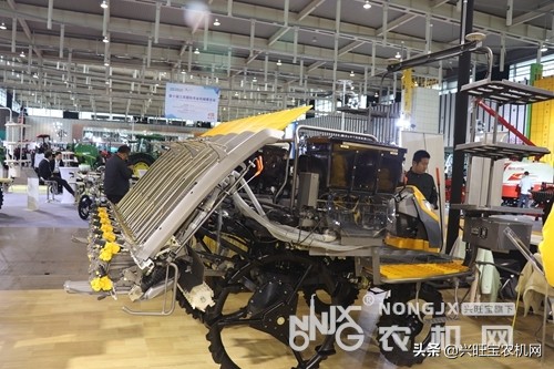 「绿色环保」雪碧大换装，农机也需探索发展新方向