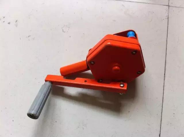 新型温室大棚骨架配件,温室大棚设备图片大全