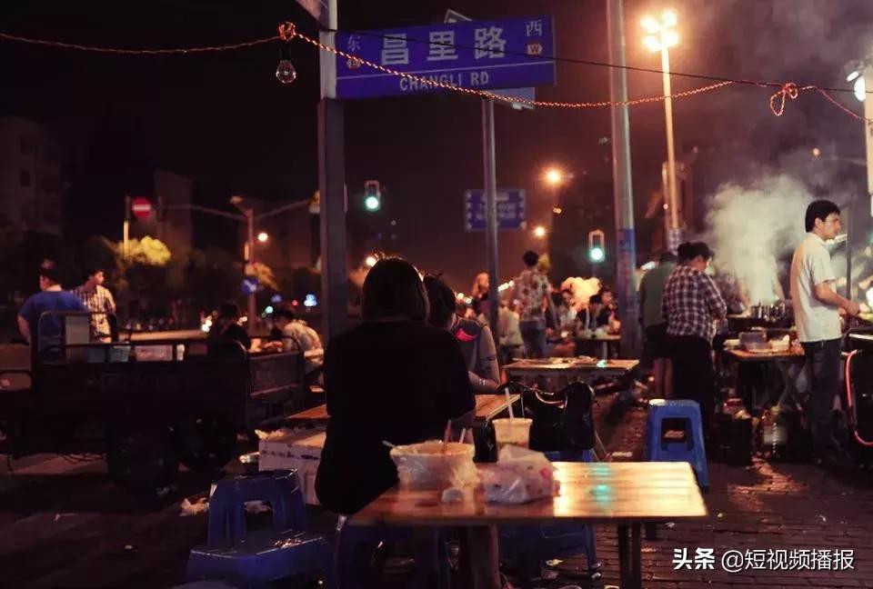 要不要离开上海,为什么很多年轻人不愿离开上海