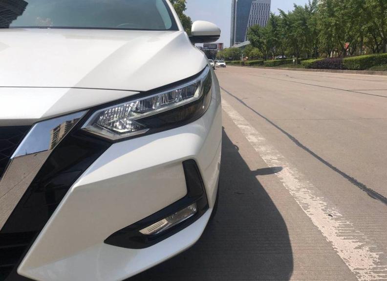 全款日产轩逸能省多少钱,全款轩逸提车视频