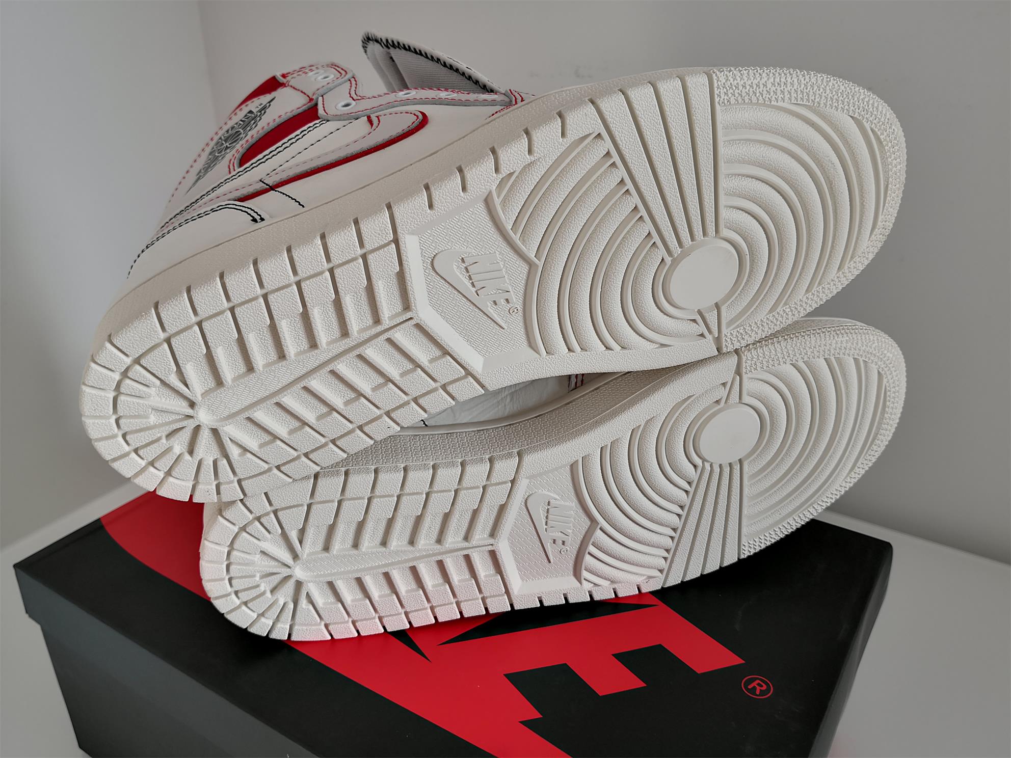 一封情书1020,aj1兔八哥上脚测评