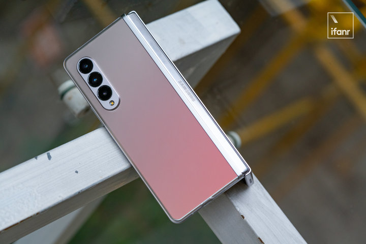 三星折叠屏zflip3使用技巧,三星折叠屏zflip3和华为p50p