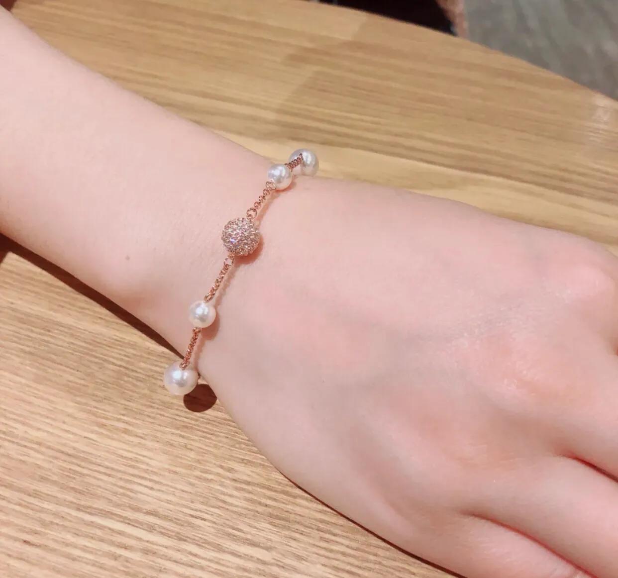 施华洛世奇项链质量问题能退吗,施华洛世奇蓝色天鹅项链款式真假