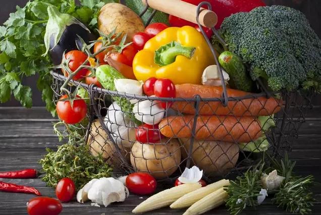 黑痘印与红痘印区别,深色痘印和红色痘印区别