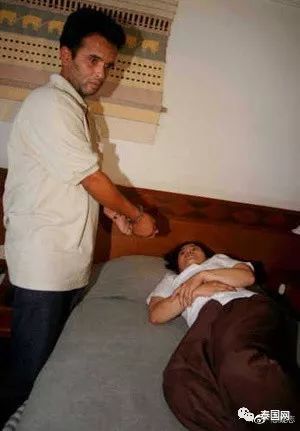 疯狂残杀风尘女“泰国开膛手”领死刑！怎样的人生造就如此龌龊暴虐的灵魂？