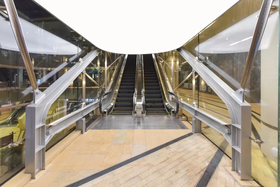 屋顶钢结构雨棚设计,砌体结构雨棚设计