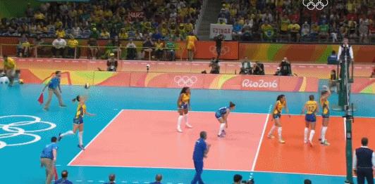 排球背飞,排球背飞和背溜示意图